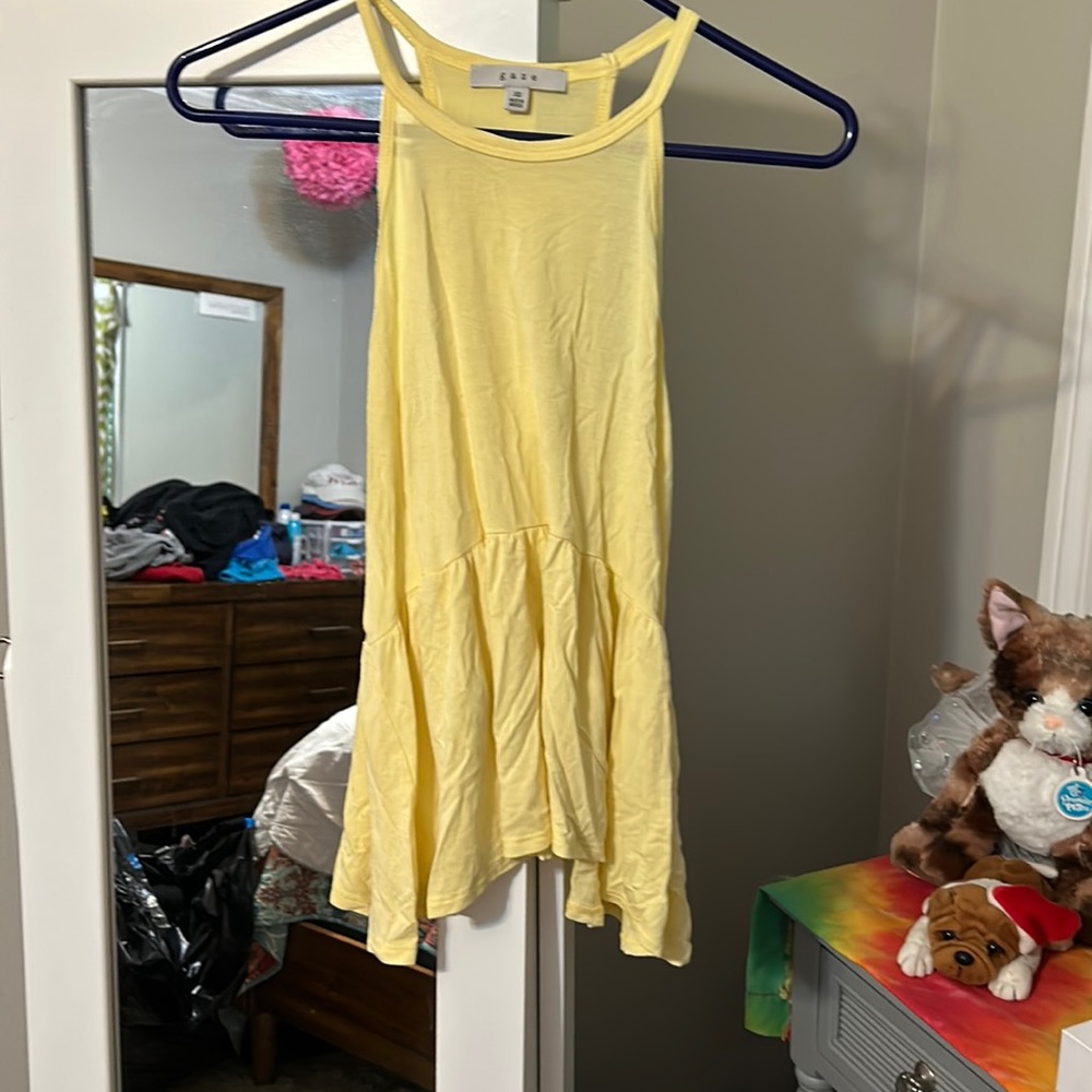 Yellow flowy top
